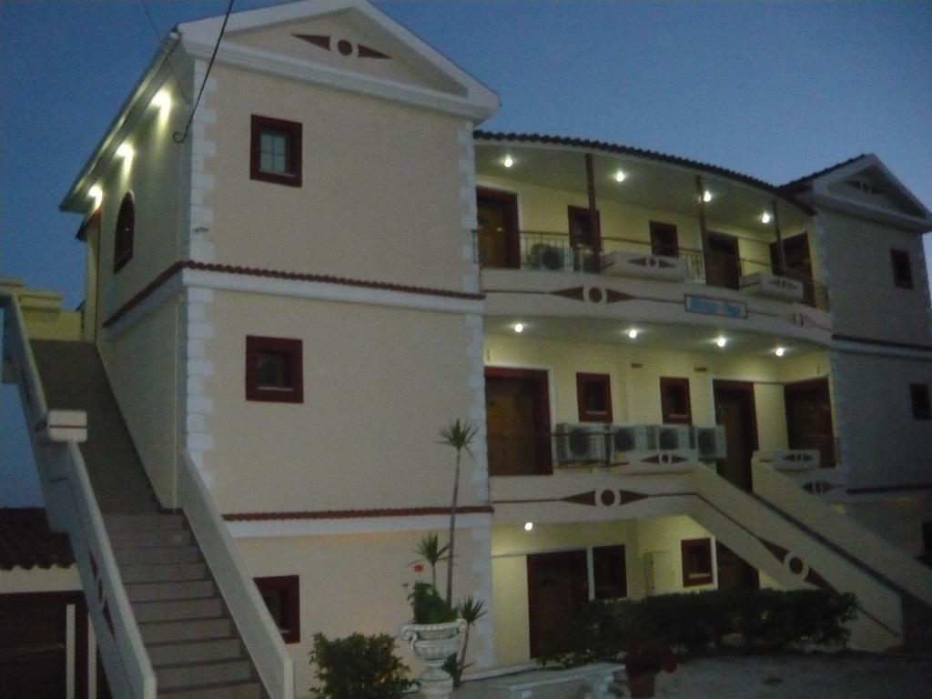 Afrato Marina-Anna Studios المظهر الخارجي الصورة